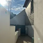 R Reliquia